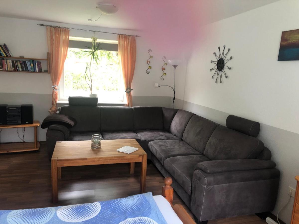 Ninas Ferienwohnung ดาเกอบึล ภายนอก รูปภาพ